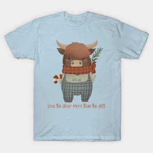 Scottish Highland Cow Loves The Winter Season T-Shirt